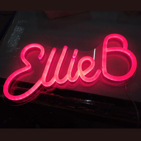 NEON SIGN 4