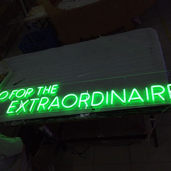 NEON SIGN 20