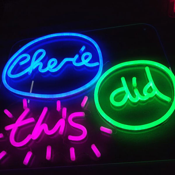 NEON SIGN 23